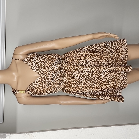Kardashian Kollection Dresses & Skirts - Kardashian  Kollection Leopard  Print dress